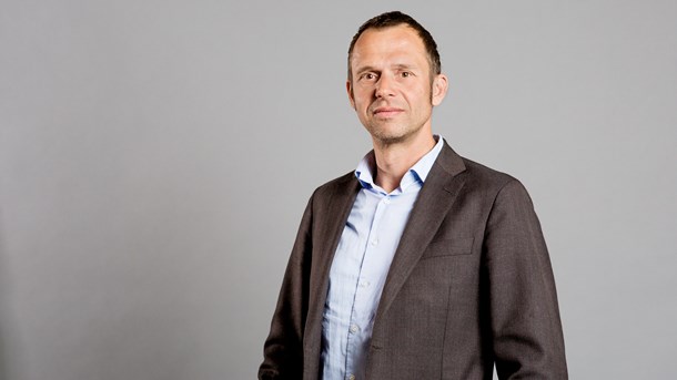 Jens Holm (V), trafikutskottets ordförande och klimatpolitisk talesperson.