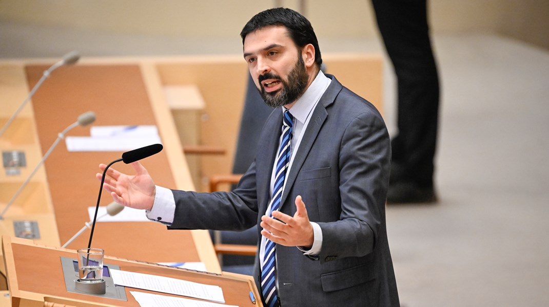 Ali Esbati var Vänsterpartiets ekonomisk-politiska talesperson fram till januari i år.